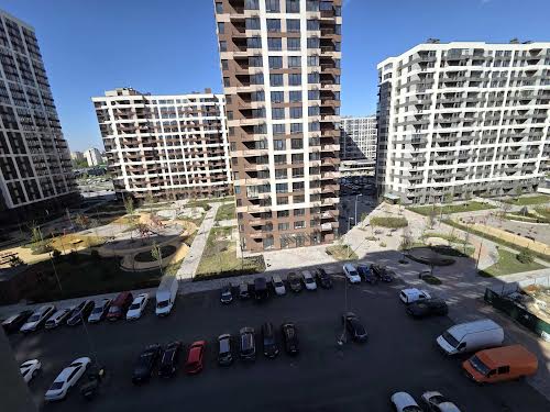 квартира за адресою Родини Крістерів вул., 14-Б