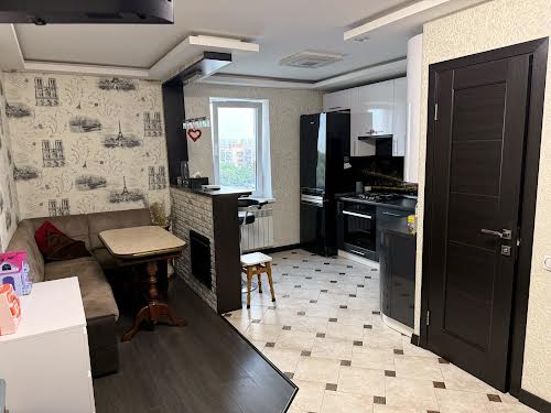 квартира за адресою Братиславська вул., 13