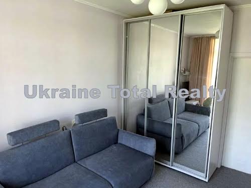 квартира по адресу Івана Світличного ул. (Петровського), 12