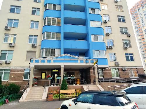 квартира за адресою Воскресенська вул., 16В