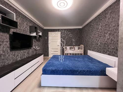квартира за адресою Мілютенка вул., 15а