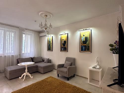 квартира за адресою Київ, Миколи Шепелєва вул., 5