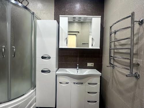 будинок за адресою Київ, Центральна вул., 65