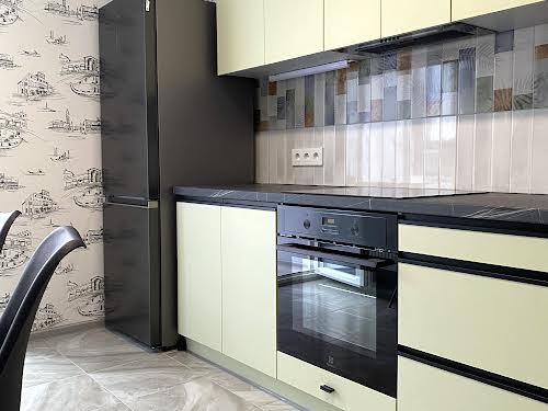 квартира за адресою Миколи Гулака вул., 4