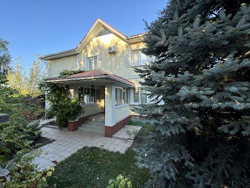 комерційна за адресою с. Софіївська борщагівка, Зоряна вул., 8