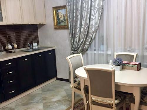 будинок за адресою Центральна вул.