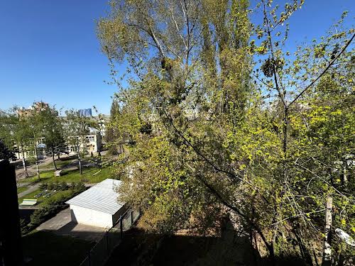 квартира по адресу Катерини Білокур ул., 6