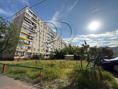 квартира за адресою Миколи Кибальчича вул., 3-А