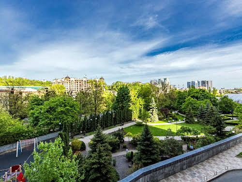 квартира за адресою Андрія Верхогляда вул. (Михайла Драгомирова), 3