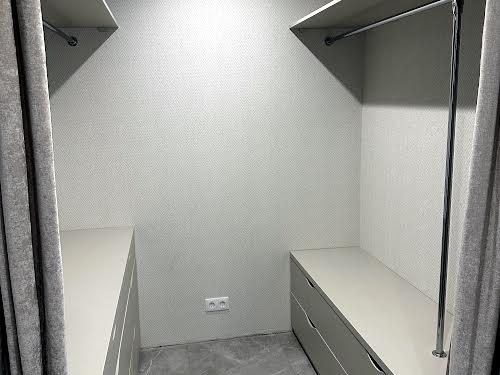 квартира по адресу Михаила Максимовича ул. (Трутенко Онуфрия), 32-Б