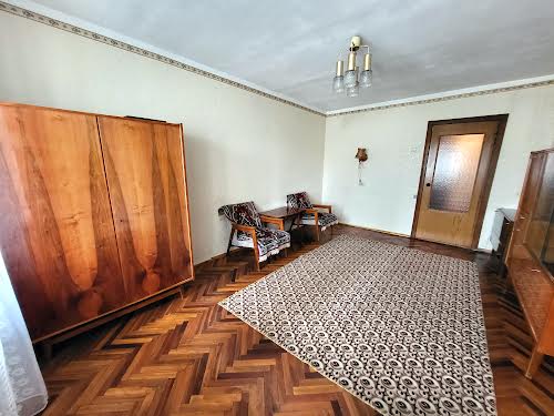 квартира по адресу Быкова Леонида бульв., 5