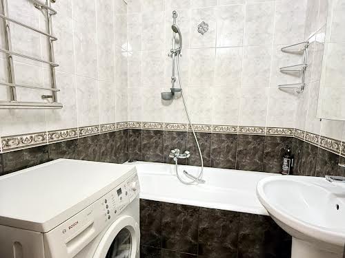квартира за адресою Оноре де Бальзака вул., 83/2