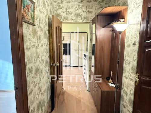 квартира по адресу Урловская ул., 1/8
