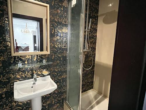 квартира за адресою Почайнинська вул., 70