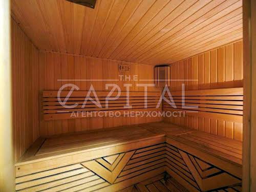 будинок за адресою вул. Богатирська, 6