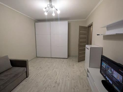 квартира за адресою Ревуцького вул., 42 Б