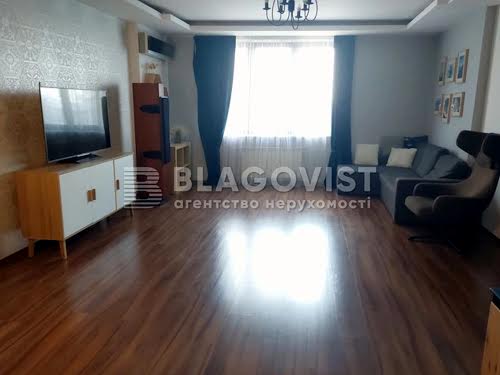 квартира за адресою Раїси Окіпної вул., 10б
