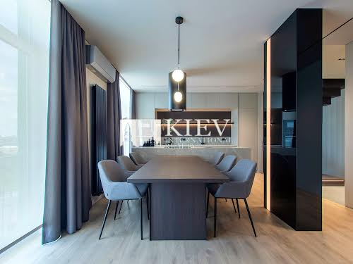 квартира за адресою Регенераторна вул., 4 к17-1