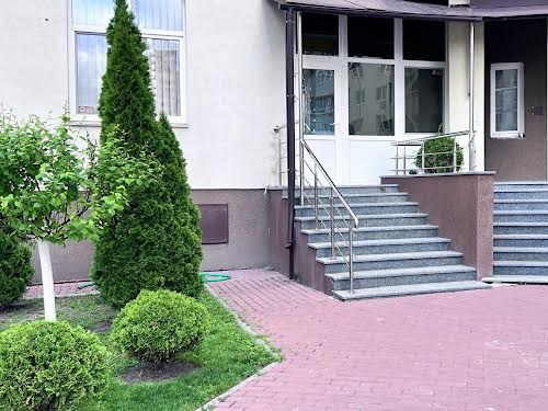 квартира за адресою Академіка Глушкова просп., 9-Д