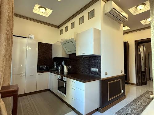 квартира за адресою Банкова вул., 3