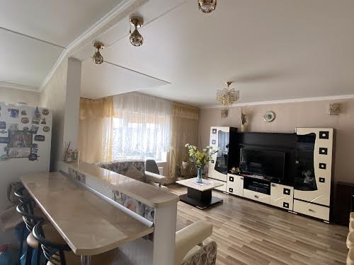 квартира за адресою Галицька вул., 66б