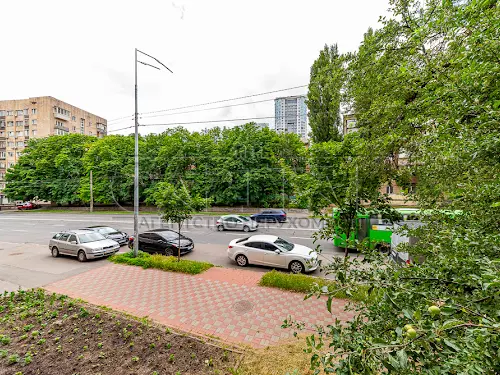 квартира за адресою Михайла Бойчука вул. (Кіквідзе), 23