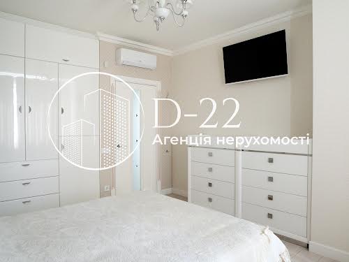квартира за адресою Ревуцького вул., 40-Г