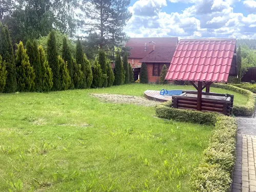 будинок за адресою с. Колонщина, Приозерна