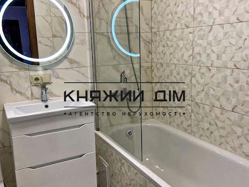квартира за адресою Ревуцького вул., 54