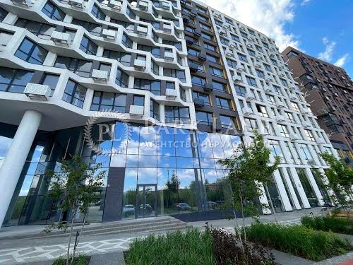 квартира за адресою Берковецька, 4д
