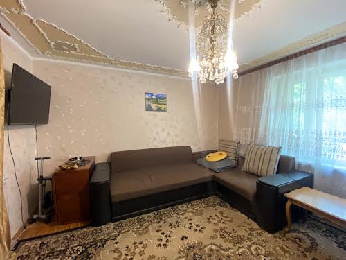 квартира за адресою Симиренка вул., 34