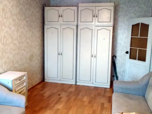 квартира за адресою Милославська вул., 4