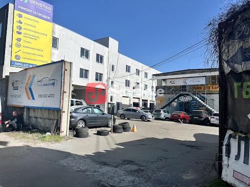 коммерческая по адресу Большая Окружная ул., 4б