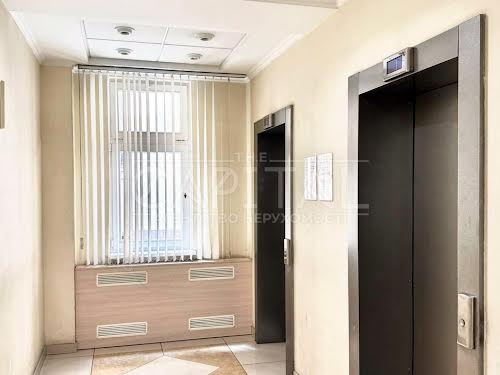 комерційна за адресою Киянівський пров., 7-А