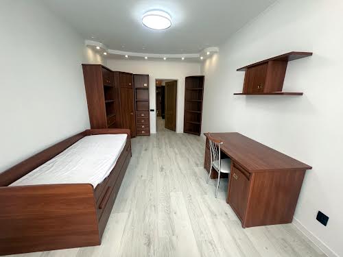 квартира за адресою Голосіївський просп. (40-річчя Жовтня), 68