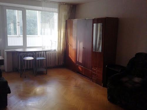 квартира за адресою Різницька вул., 8