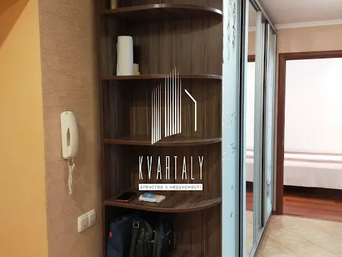 квартира за адресою Стратегічне шосе (Науки), 15