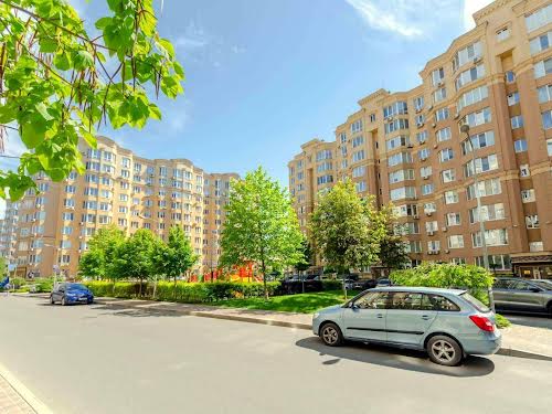 квартира за адресою Боголюбова вул., 18