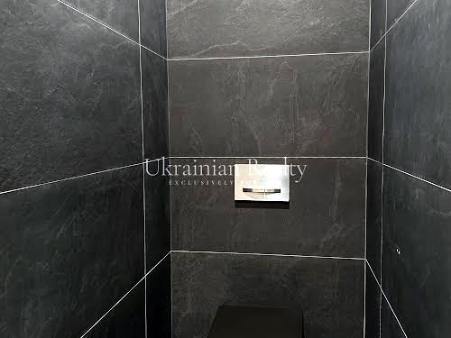 комерційна за адресою Київ, Новоселицька вул., 7