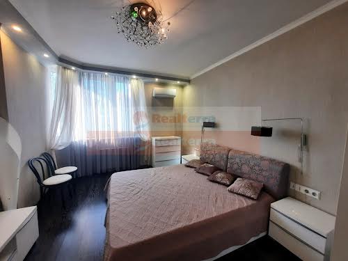 квартира за адресою Бориса Гмирі вул., 8 -б