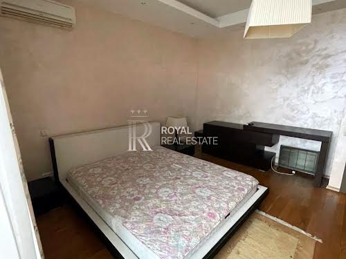 квартира за адресою Київ, Круглоуніверситетська вул., 3-5