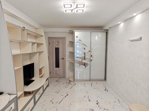 квартира за адресою Дніпровська набережна вул., 7-А