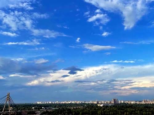 квартира за адресою Набережно-Рибальська вул., 27