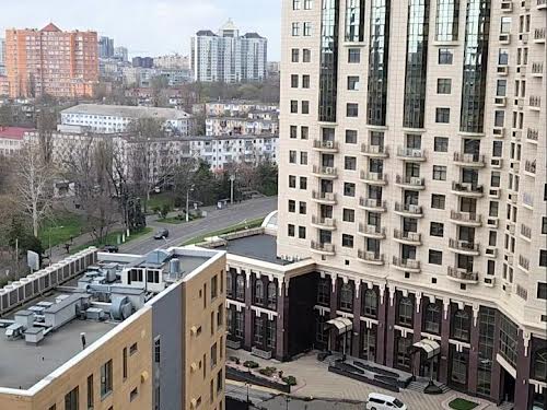 квартира по адресу Генуэзская ул., 1