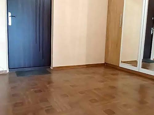 квартира за адресою Ревуцького вул., 54
