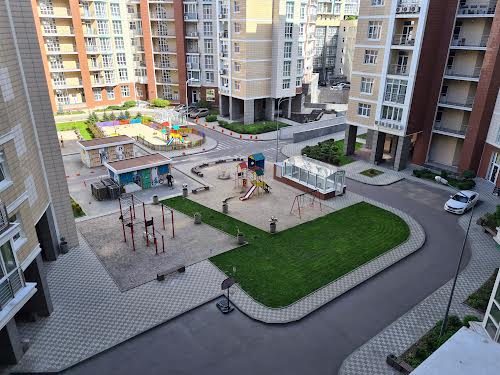квартира по адресу Василия Тютюнника ул. (Анрі Барбюса), 53