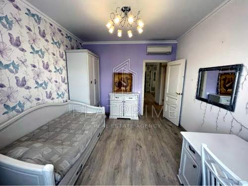 квартира за адресою Дніпровська набережна вул., 1-А
