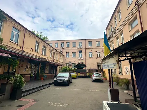 коммерческая по адресу Верхній Вал ул., 18