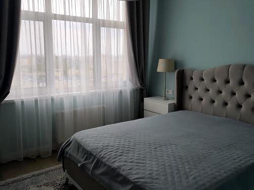 квартира за адресою Рея Бредбері вул., 2