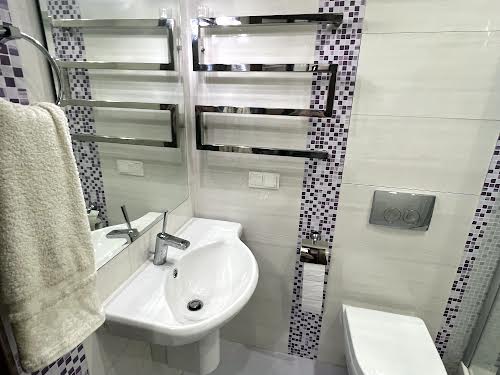 квартира за адресою Срібнокільська вул., 1